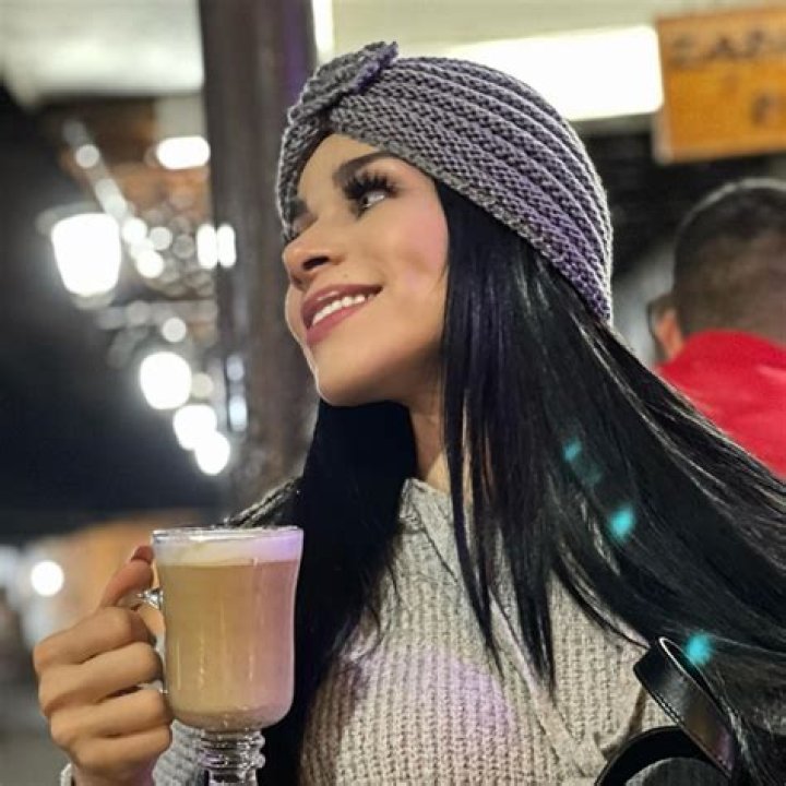 Yuliett Torres (Model) - Age, Birthday, Bio, Facts, Family, Net Worth, Height & More